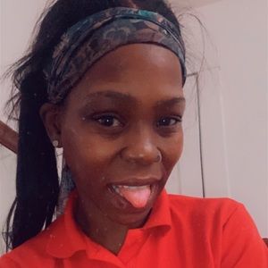 Meet your Posher, Catherine